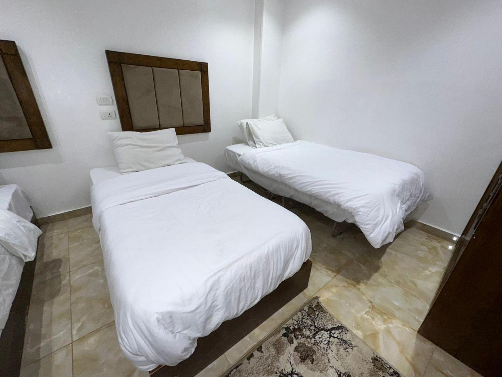 Full Pyramids View Apartment With Balcony For 8 P Kafret el-Gabal Exterior foto